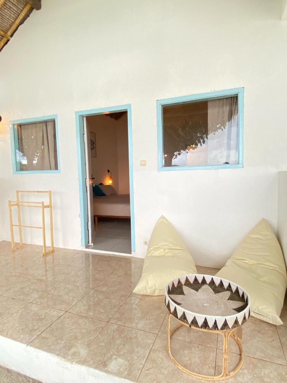 فندق Surf Shack Grupuk Bumbang المظهر الخارجي الصورة