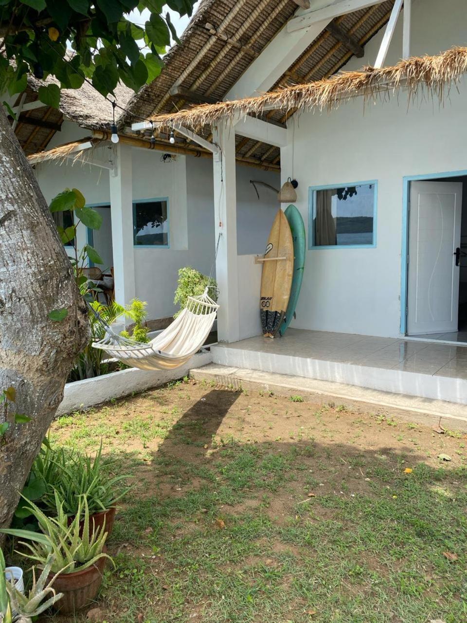 فندق Surf Shack Grupuk Bumbang المظهر الخارجي الصورة